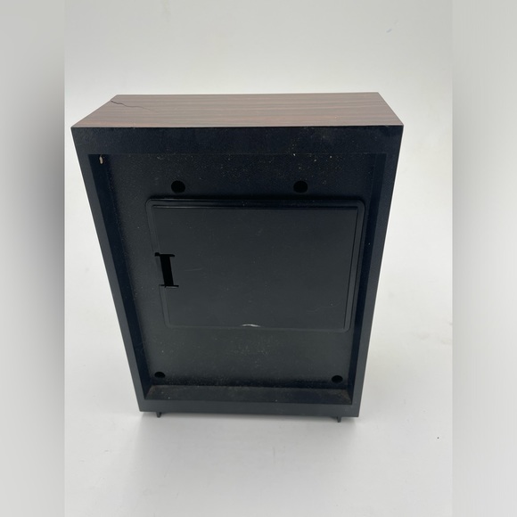 Vintage Howard Miller World Clock Time Clock 7RW001 Model 4626. - Picture 2 of 7